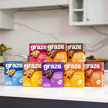 Graze Oats Snacks Variety box - 32x30g oats bars - Packaging may vary - Total 32 Snacks Selection Box